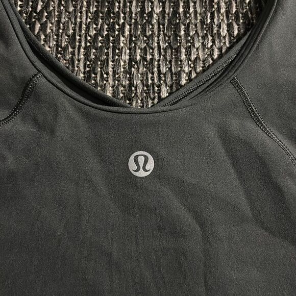 Lululemon Align T-Shirt - Picture 3 of 5